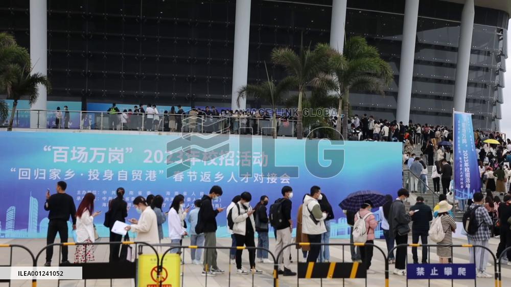 Thriving job market signals economic rebound in Hainan