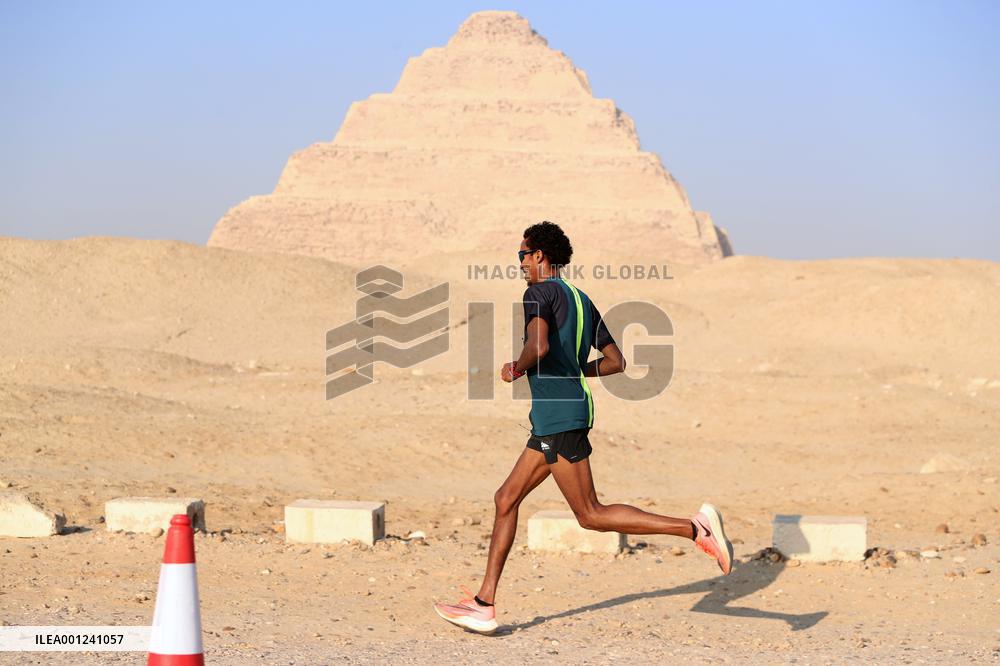 (SP) EGYPT-SAQQARA-SAQQARA PYRAMID RACE