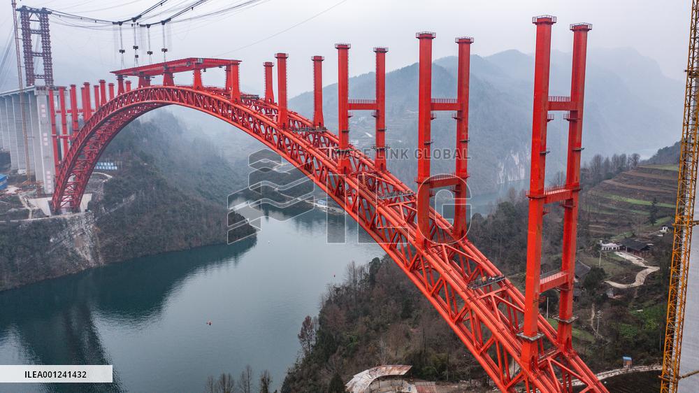 CHINA-GUIZHOU-WUJIANG RIVER-BRIDGE-CONSTRUCTION (CN)