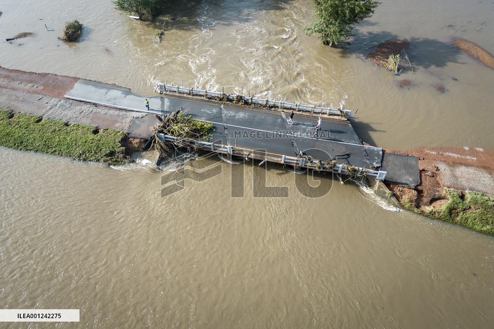 SOUTH AFRICA-FLOOD