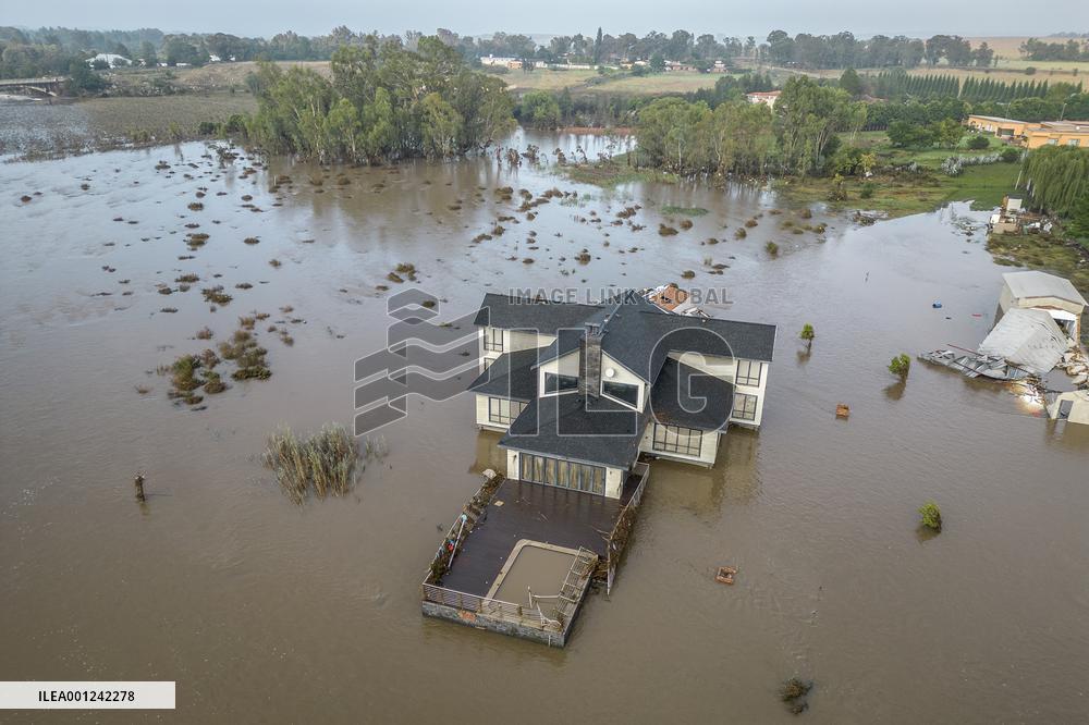 SOUTH AFRICA-FLOOD