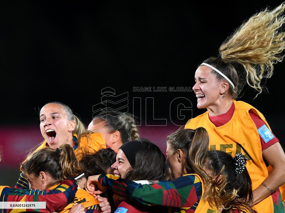 (SP)NEW ZEALAND-HAMILTON-FOOTBALL-WOMEN-PLAYOFF-POR VS CMR