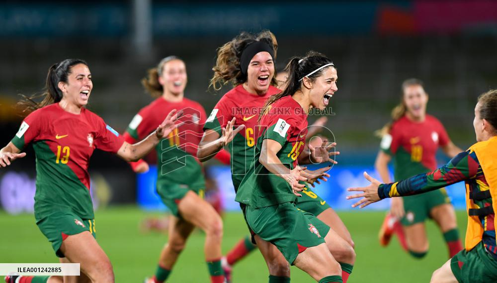 (SP)NEW ZEALAND-HAMILTON-FOOTBALL-WOMEN-PLAYOFF-POR VS CMR