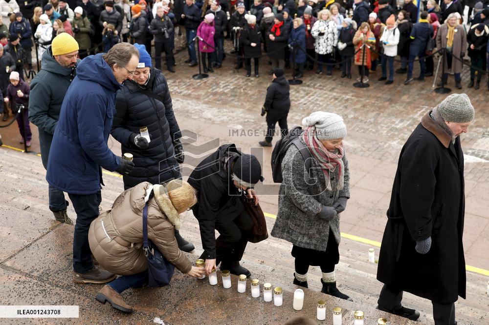 Light for Ukraine memorial event