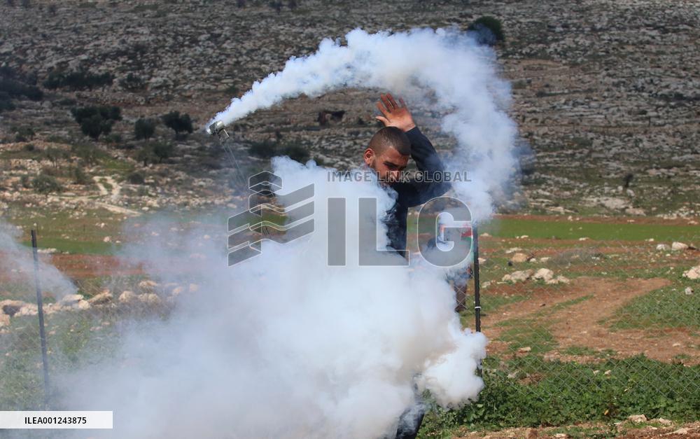 MIDEAST-BEIT DAJAN-CLASHES