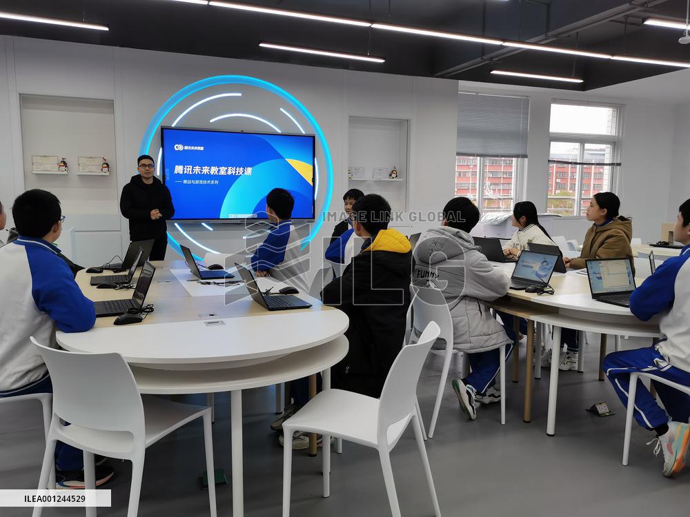 CHINA-SHENZHEN-STUDENTS-MOUNTAIN SCHOOLS (CN)