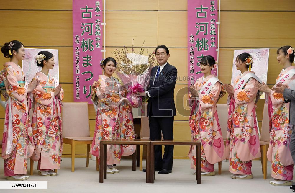 Japan's peach blossom ambassadors