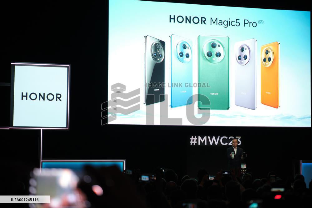 SPAIN-BARCELONA-MWC-HONOR-PRODUCTS