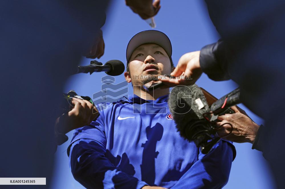 Baseball: Cubs' Suzuki out of WBC