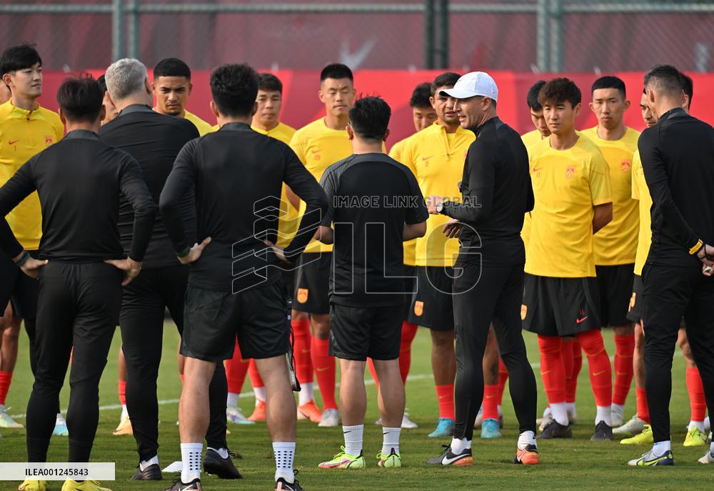(SP)CHINA-HAIKOU-FOOTBALL-CHINESE MEN'S NATIONAL TEAM-TRAINING (CN)