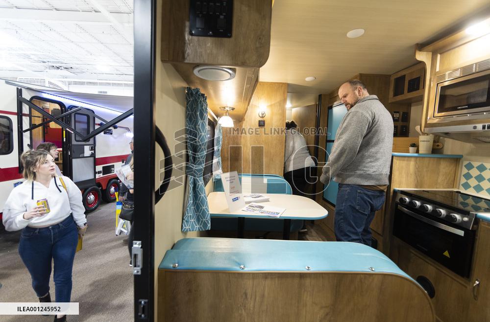 CANADA-MISSISSAUGA-SPRING CAMPING & RV SHOW