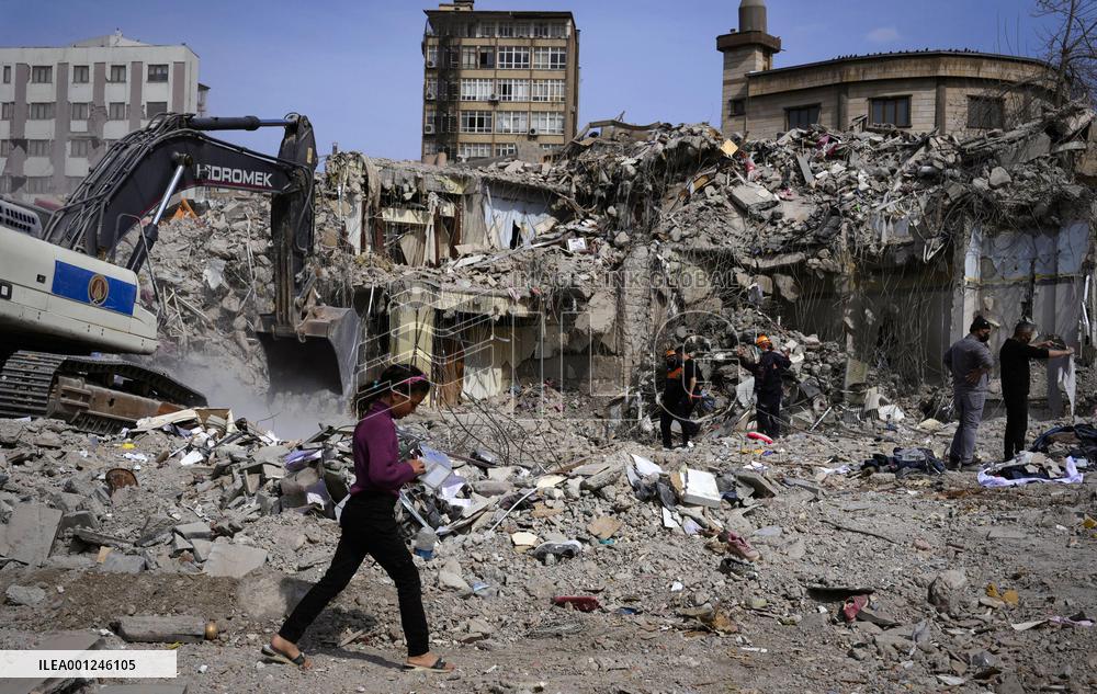 Scene in quake-hit Turkey