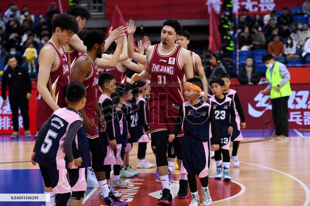 (SP)CHINA-QINGDAO-BASKETBALL-CBA LEAGUE-QINGDAO VS ZHEJIANG (CN)