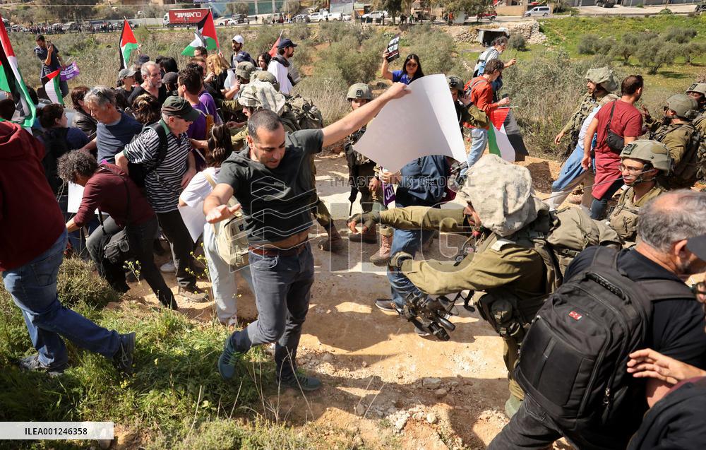 MIDEAST-HAWARA-PROTEST