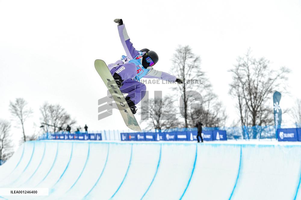 (SP)GEORGIA-BAKURIANI-SNOWBOARD -WORLD CHAMPIONSHIPS-WOMEN'S HALFPIPE