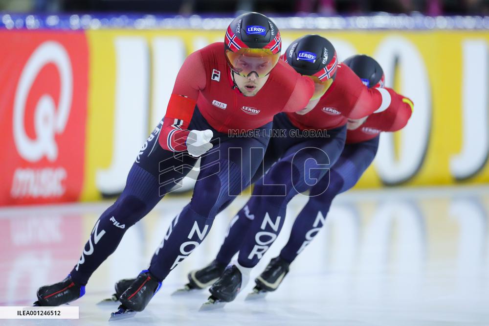 (SP)THE NETHERLANDS-HEERENVEEN-WORLD SPEED SKATING CHAMPIONSHIPS-MEN'S TEAM PERSUIT