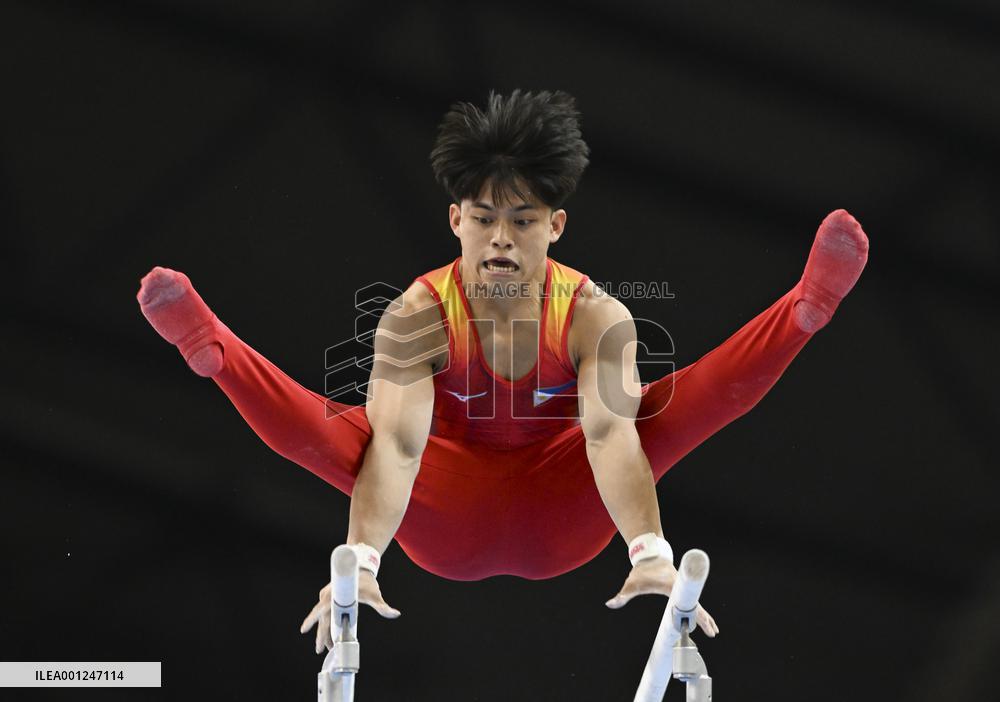 (SP)QATAR-DOHA-FIG-GYMNASTICS-WORLD CUP-PARALLEL BARS