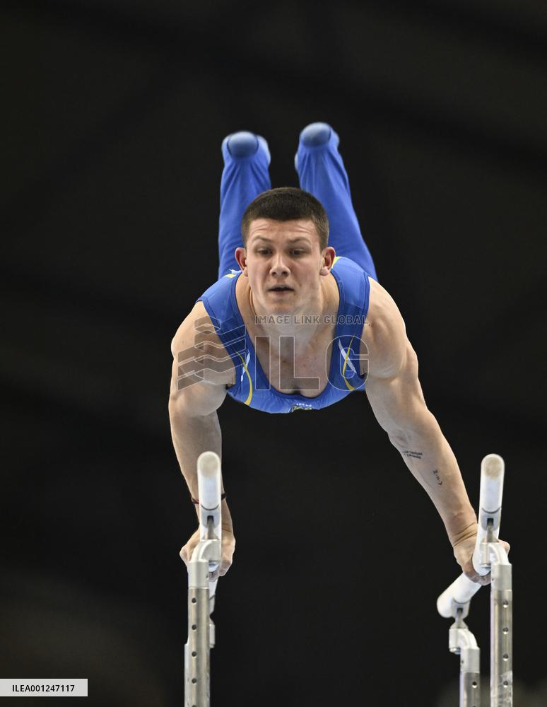 (SP)QATAR-DOHA-FIG-GYMNASTICS-WORLD CUP-PARALLEL BARS