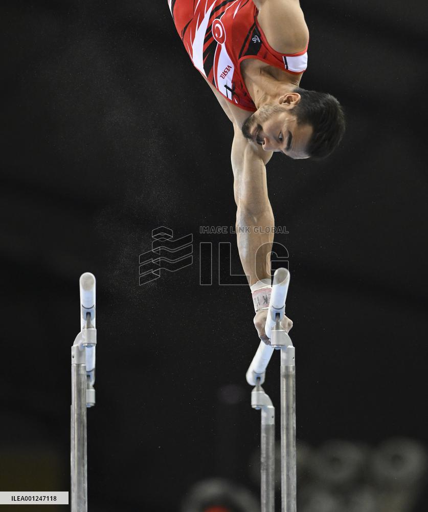 (SP)QATAR-DOHA-FIG-GYMNASTICS-WORLD CUP-PARALLEL BARS