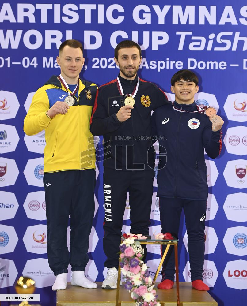 (SP)QATAR-DOHA-FIG-GYMNASTICS-WORLD CUP-MEN'S VAULT