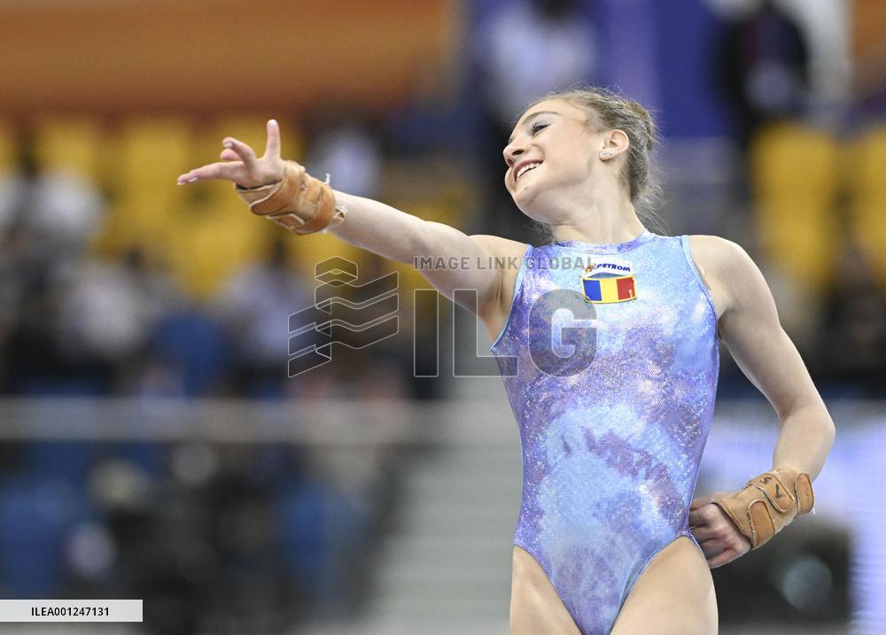 (SP)QATAR-DOHA-FIG-GYMNASTICS-WORLD CUP-WOMEN'S FLOOR EXERCISE