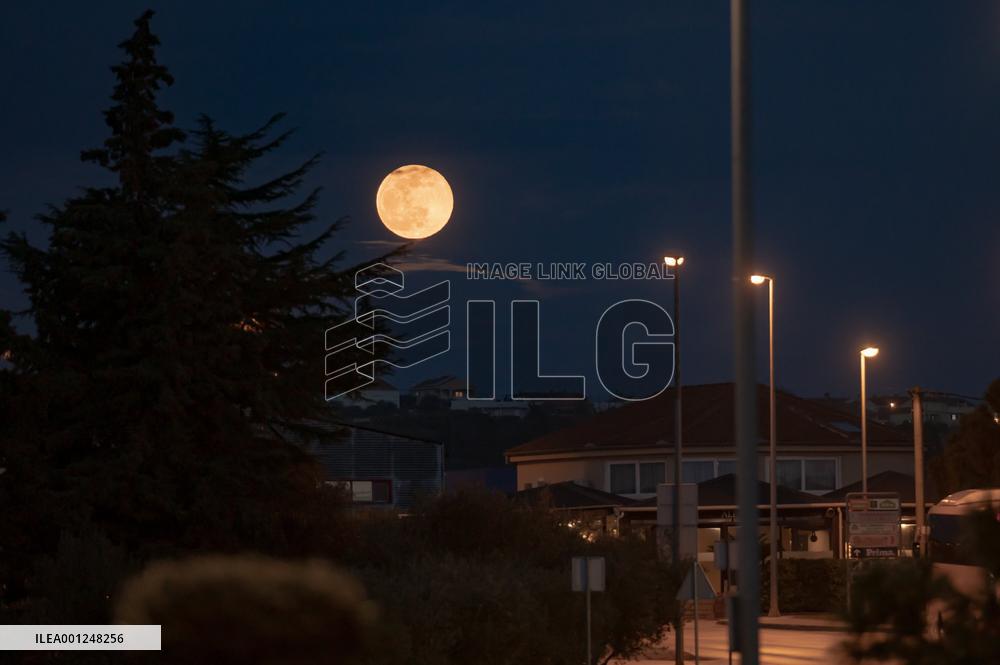 CROATIA-SIBENIK-FULL MOON