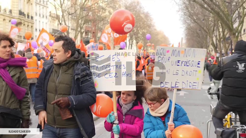 Record numbers demonstrate against French pension reform plan