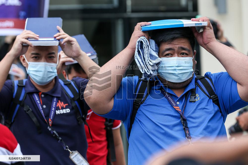 PHILIPPINES-QUEZON CITY-EARTHQUAKE DRILL