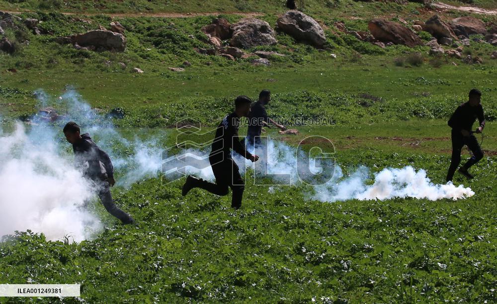 MIDEAST-BEIT DAJAN-CLASHES