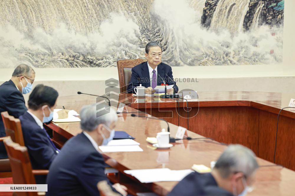 (TWO SESSIONS)CHINA-BEIJING-NPC-PRESIDIUM-EXECUTIVE CHAIRPERSONS-MEETING (CN)