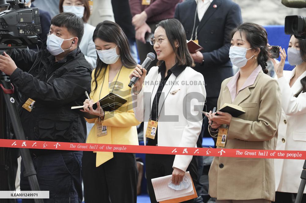 (TWO SESSIONS)CHINA-BEIJING-NPC-MINISTERS-INTERVIEW (CN)