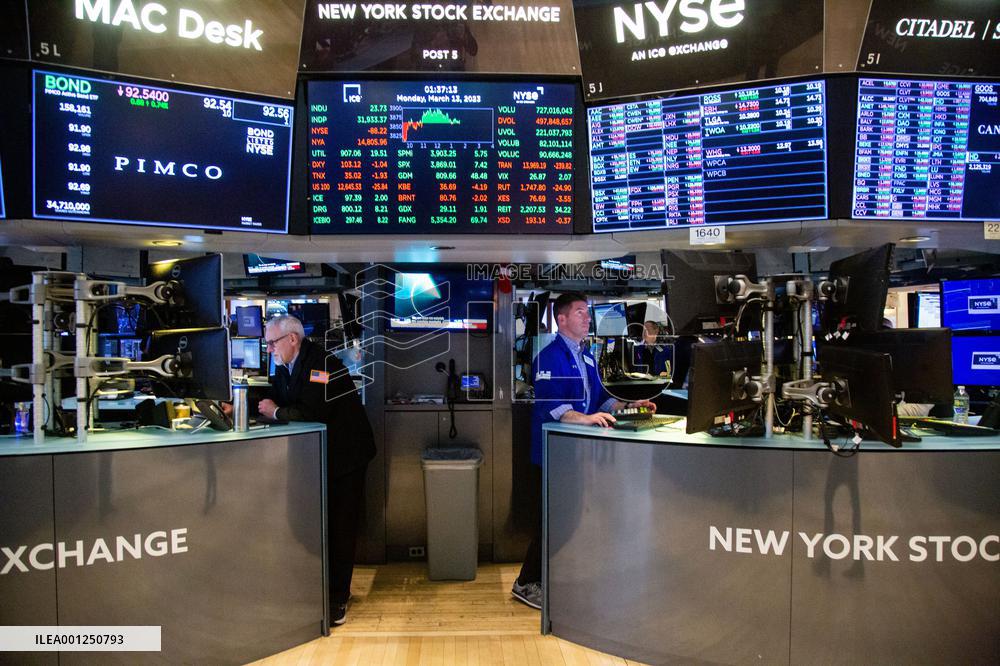 U.S.-NEW YORK-STOCKS