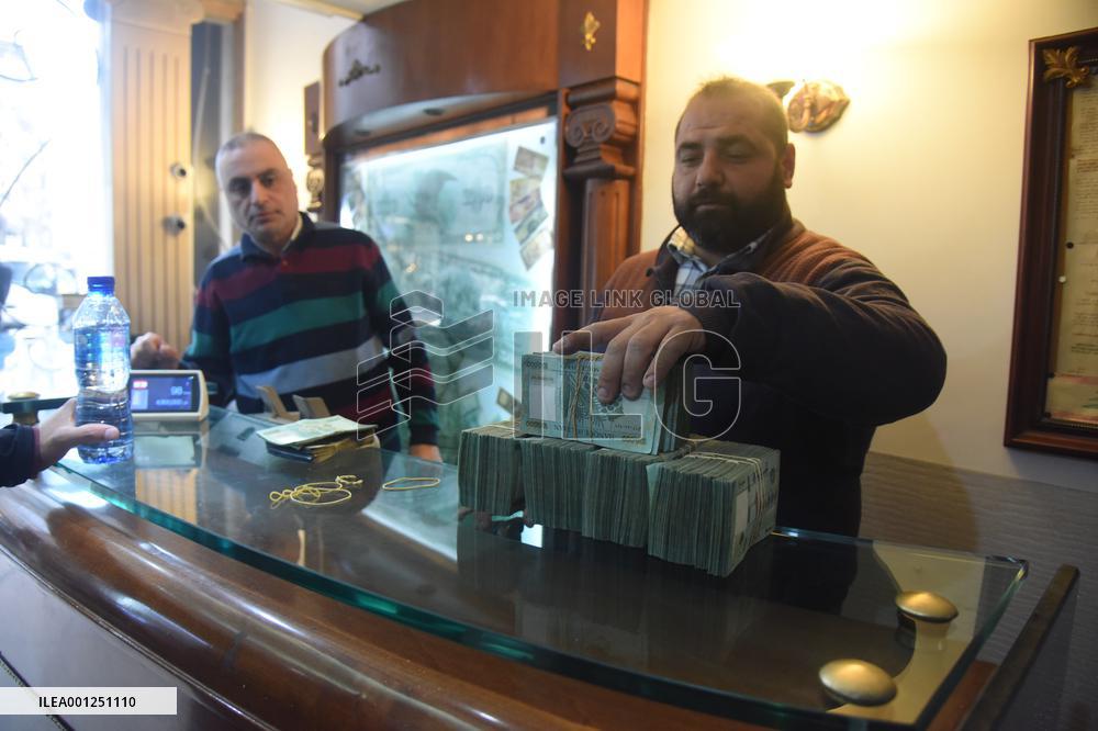 LEBANON-TRIPOLI-FINANCIAL CRISIS-CURRENCY-COLLAPSE