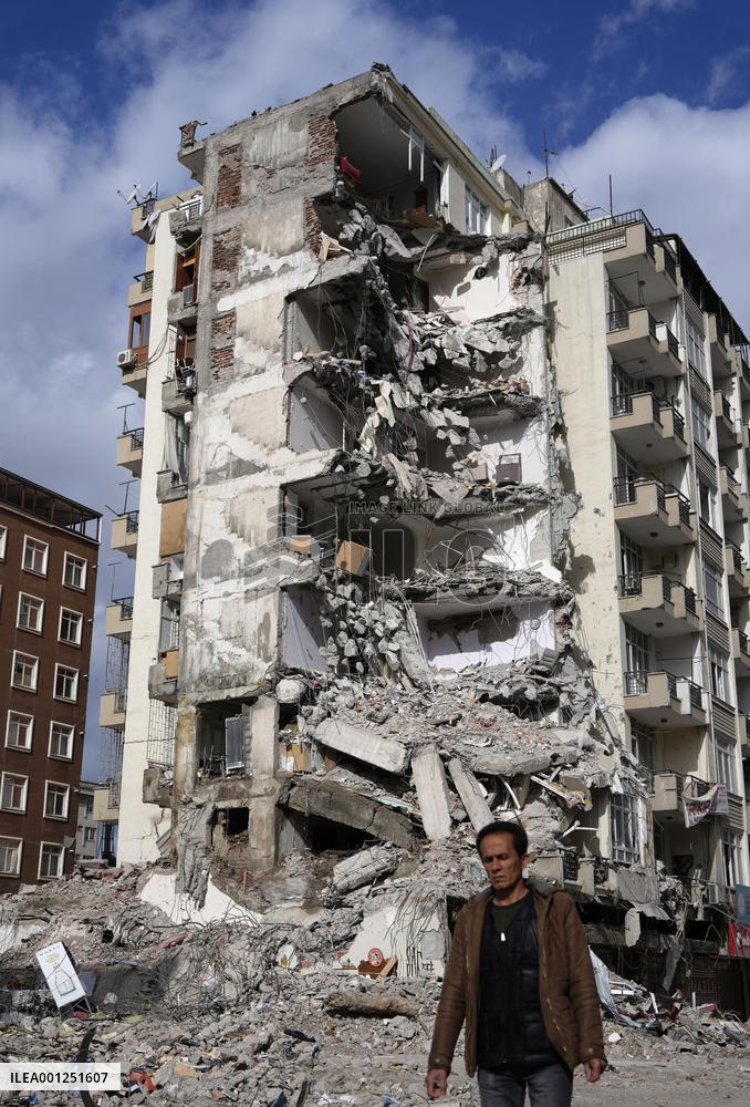 Scene in quake-hit Turkey