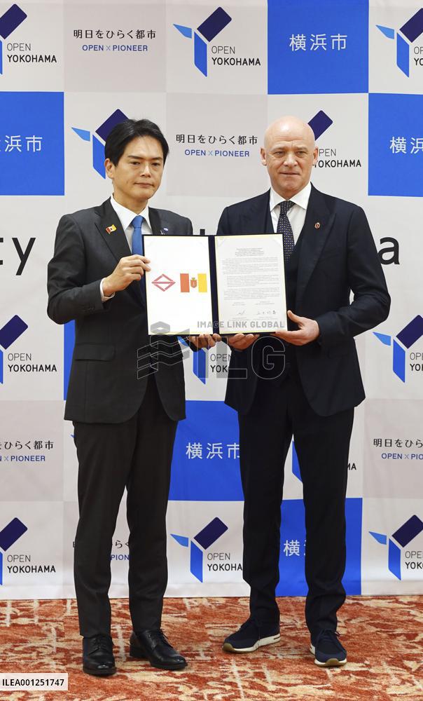 Mayor of Ukrainian city of Odesa in Japan