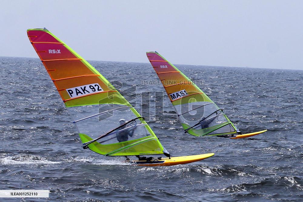 (SP)PAKISTAN-KARACHI-SAILING