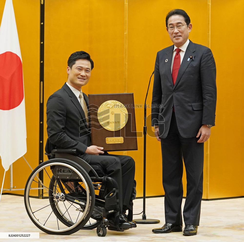 Wheelchair tennis great Kunieda given People's Honor Award