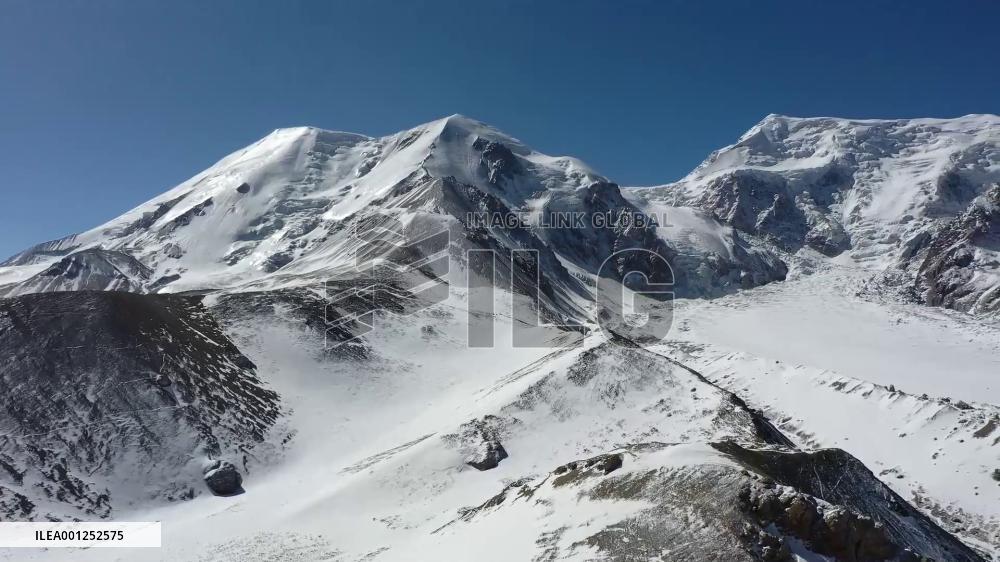 Herders contribute to glacier protection in China's Qinghai