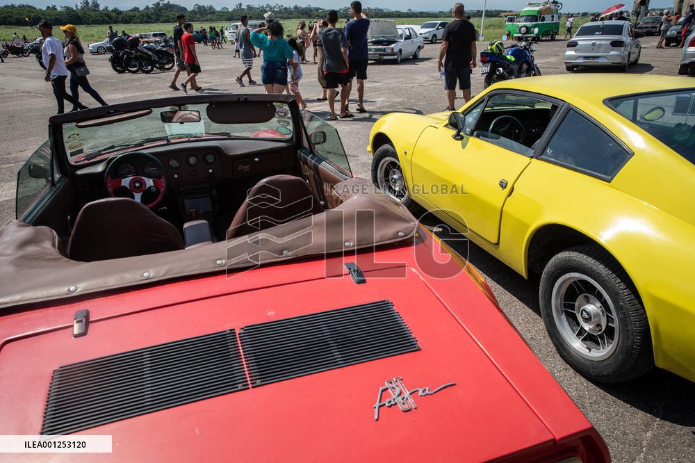 BRAZIL-RIO DE JANEIRO-CAR HOBBYIST EVENT