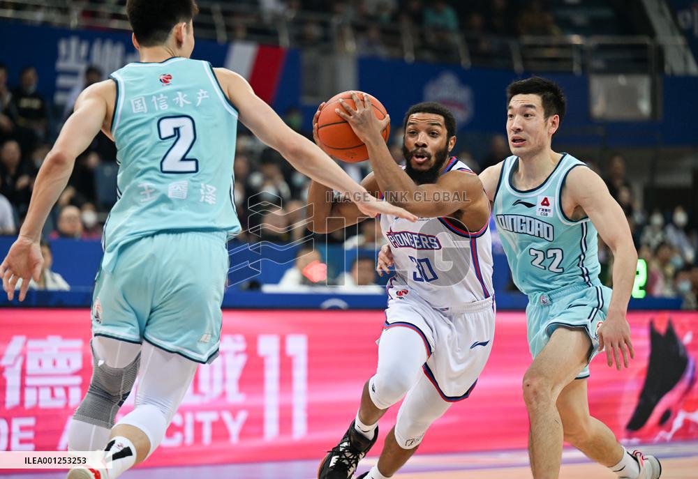 (SP)CHINA-TIANJIN-BASKETBALL-CBA LEAGUE-TIANJIN VS QINGDAO (CN)