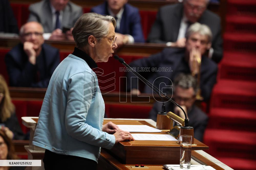 FRANCE-PARIS-NATIONAL ASSEMBLY-NO CONFIDENCE MOTIONS-FAIL