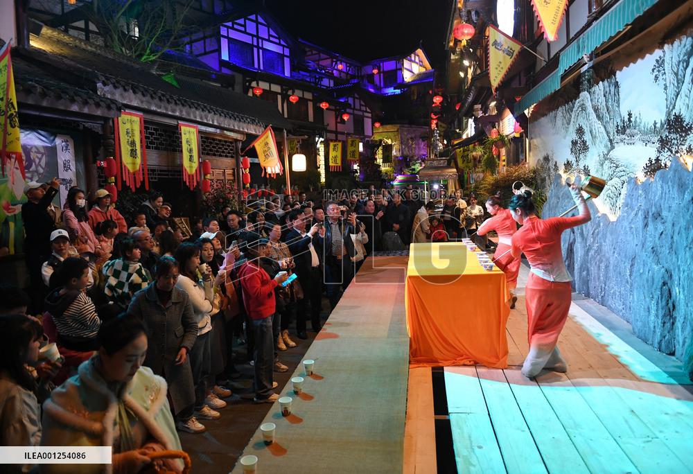 CHINA-SICHUAN-TOURISM-NIGHT PERFORMANCE (CN)