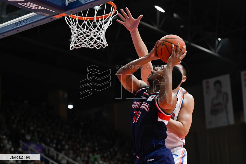 (SP)CHINA-CHENGDU-BASKETBALL-CBA LEAGUE-SICHUAN VS GUANGZHOU (CN)