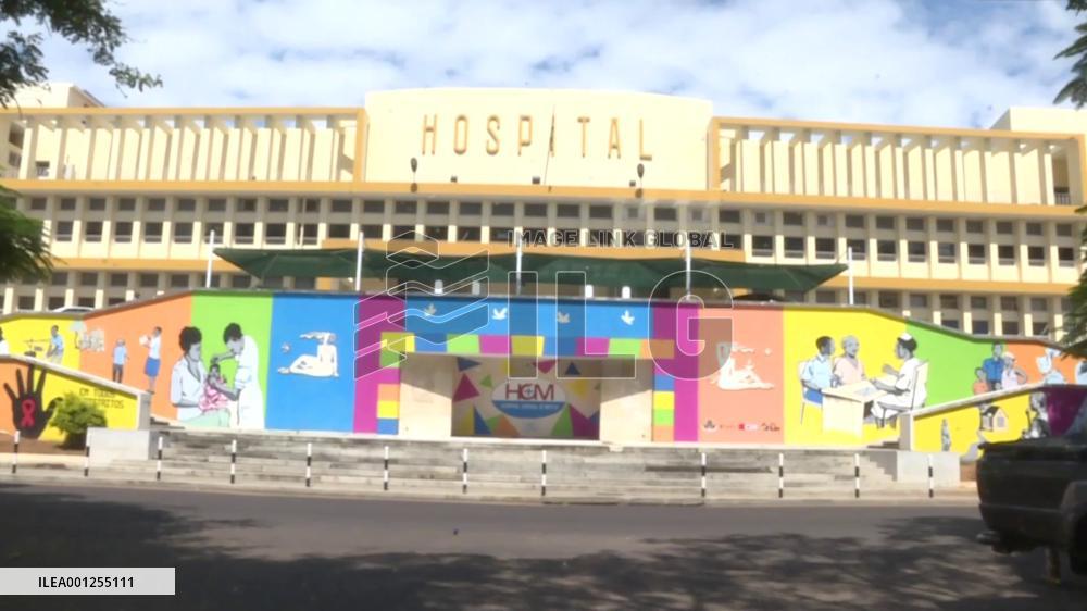 Chinese hospital donates self-developed laparoscopy training system to Mozambique