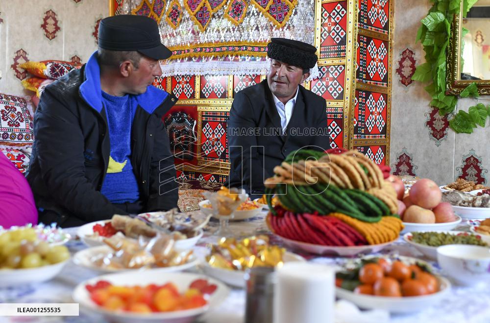 (FOCUS) CHINA-XINJIANG-TAXKORGAN-LIFE-CHANGE (CN)