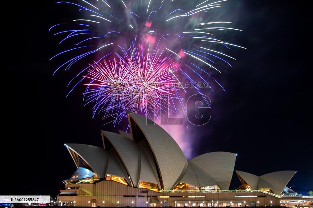 AUSTRALIA-SYDNEY-EARTH HOUR