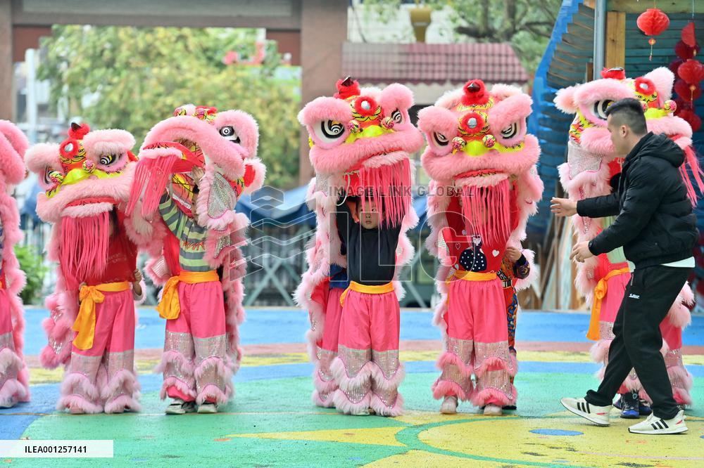 CHINA-GUANGXI-WUZHOU-LION DANCE-EDUCATION (CN)