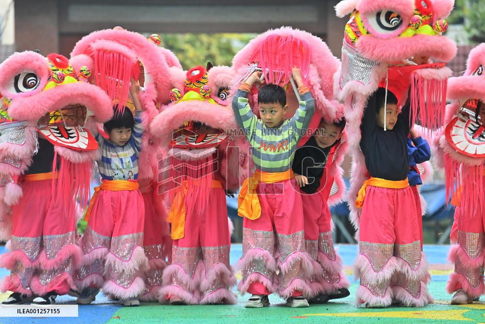 CHINA-GUANGXI-WUZHOU-LION DANCE-EDUCATION (CN)