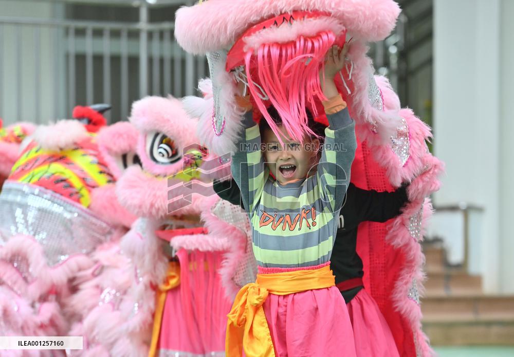CHINA-GUANGXI-WUZHOU-LION DANCE-EDUCATION (CN)