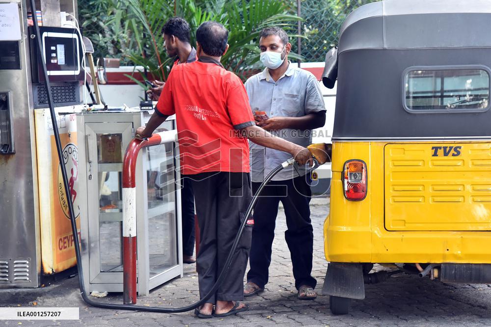 SRI LANKA-COLOMBO-FUEL PRICES